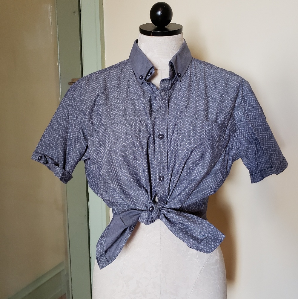 Men's Gray Button Down Shirt